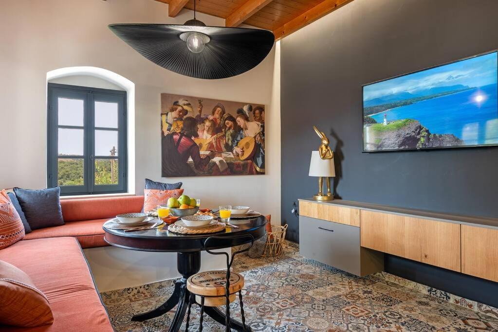 Villa Aiolia Kondoyenadha Ngoại thất bức ảnh