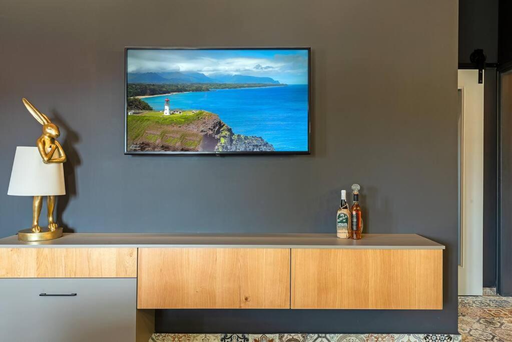 Villa Aiolia Kondoyenadha Ngoại thất bức ảnh